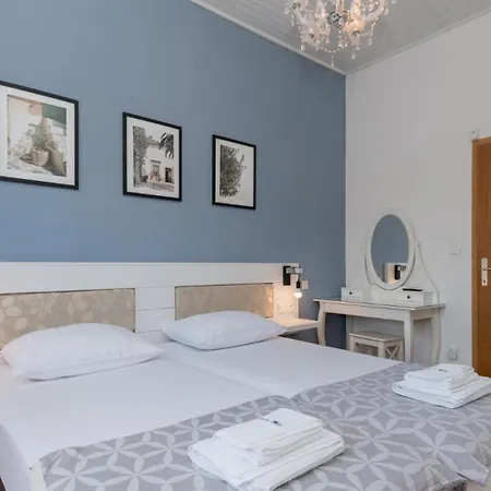 Mili By Guide Villa